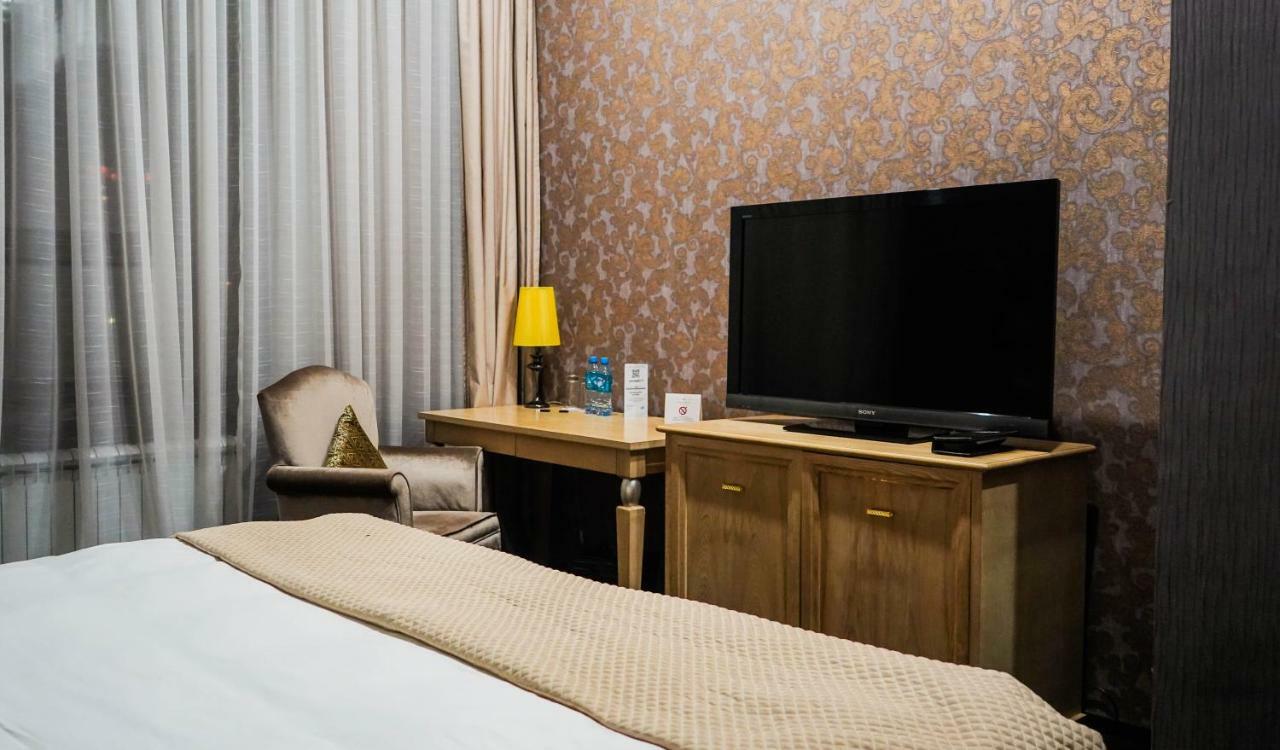 Jelsominohotel Astana Eksteriør billede