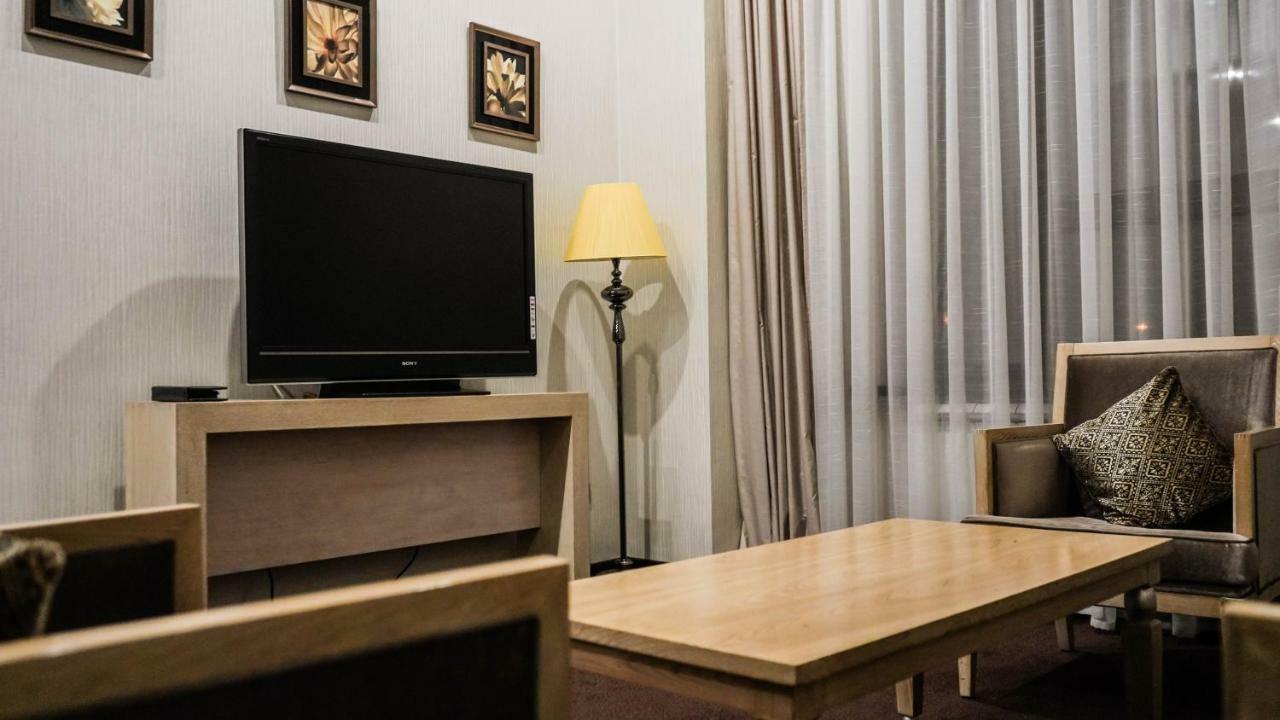 Jelsominohotel Astana Eksteriør billede