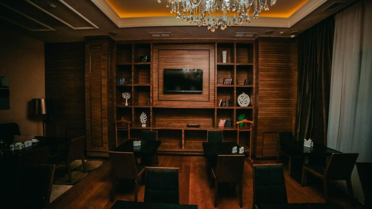 Jelsominohotel Astana Eksteriør billede