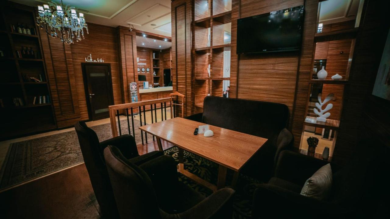 Jelsominohotel Astana Eksteriør billede